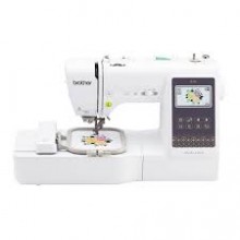 Brother SE700 WLAN Sewing and Embroidery Machine